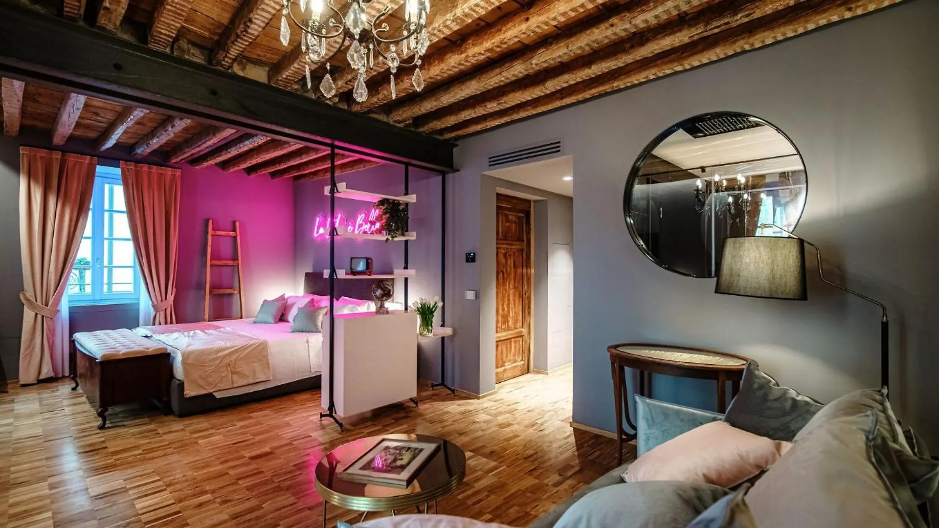 Vitrum - Como Luxury Suites 0*,  Italy