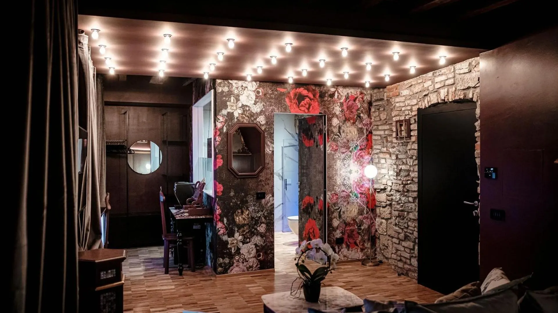 Maison d'hôtes Vitrum - Como Luxury Suites