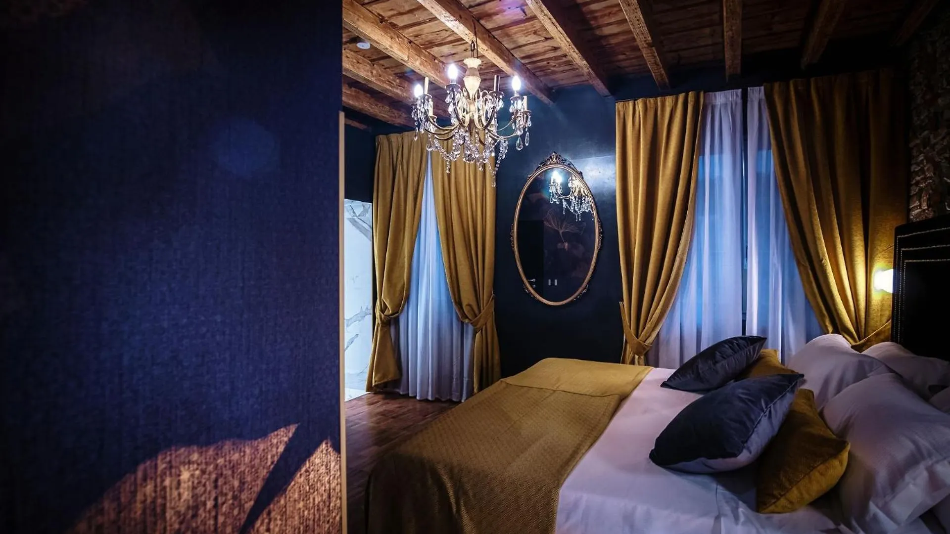Vitrum - Como Luxury Suites 0*,  Italie